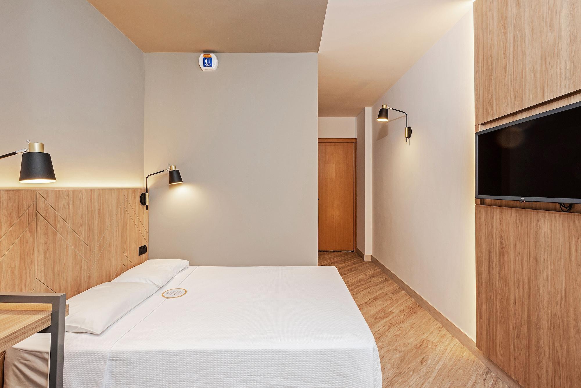 Slim Curitiba Alto Da XV Hotel Екстериор снимка