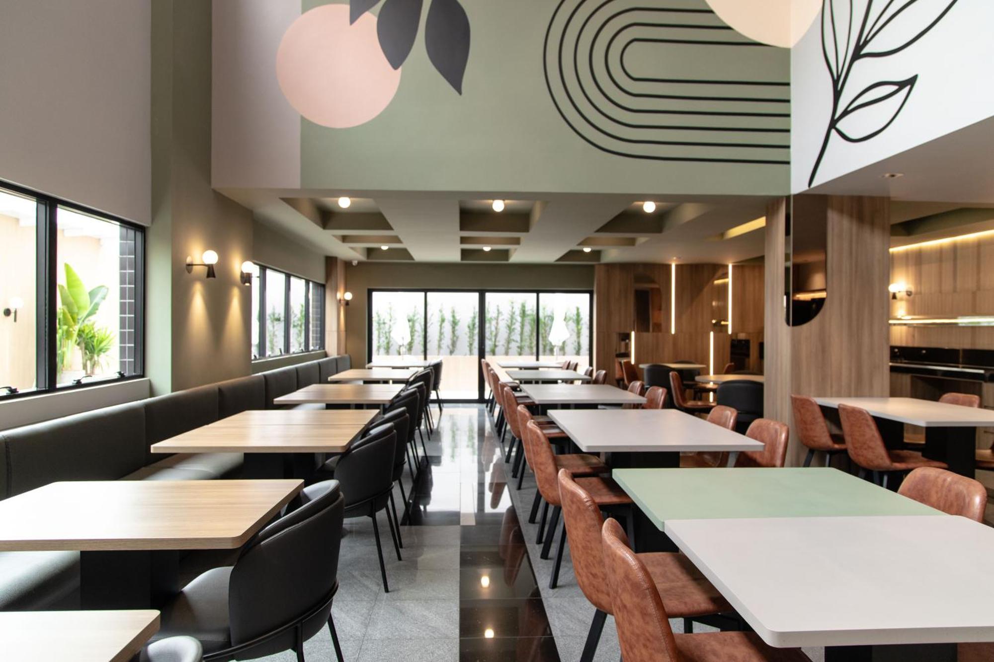 Slim Curitiba Alto Da XV Hotel Екстериор снимка
