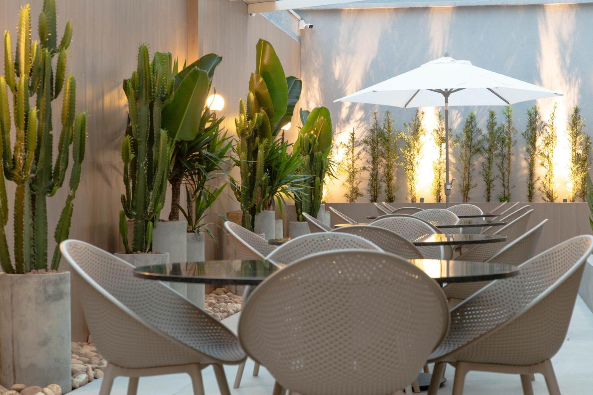 Slim Curitiba Alto Da XV Hotel Екстериор снимка