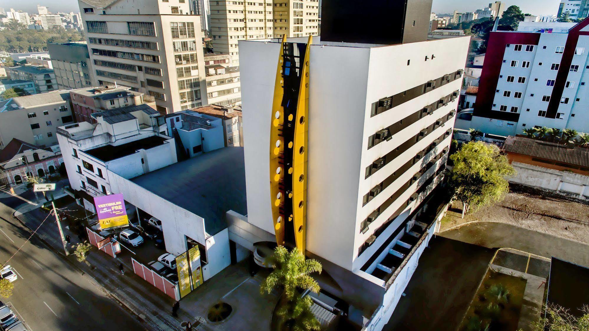 Slim Curitiba Alto Da XV Hotel Екстериор снимка