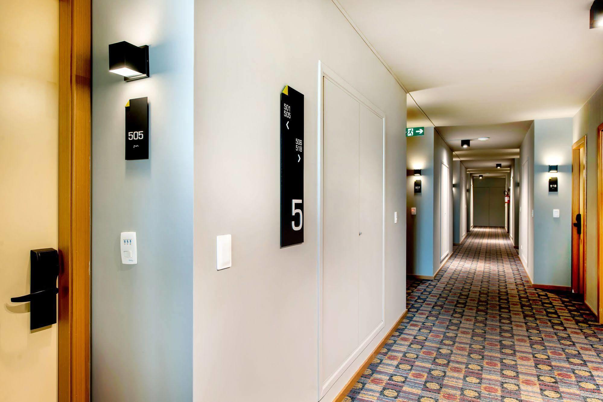 Slim Curitiba Alto Da XV Hotel Екстериор снимка